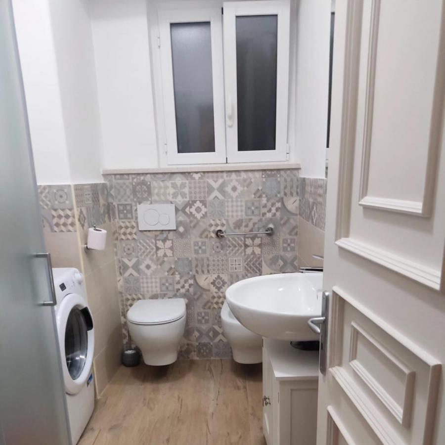 Holiday Home Ischia อีสเกีย ภายนอก รูปภาพ