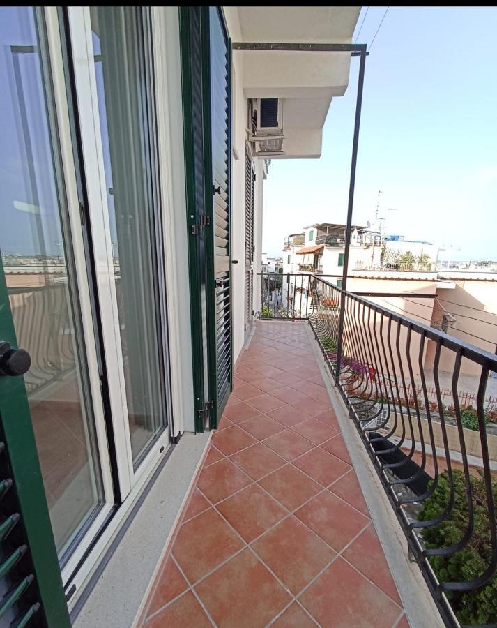 Holiday Home Ischia อีสเกีย ภายนอก รูปภาพ